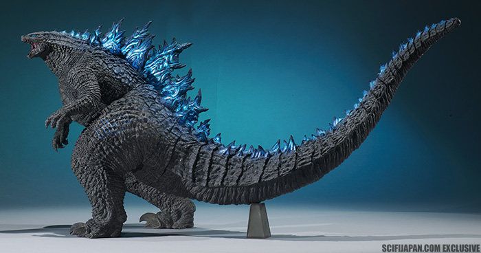 X-Plus Gigantic Godzilla 2019