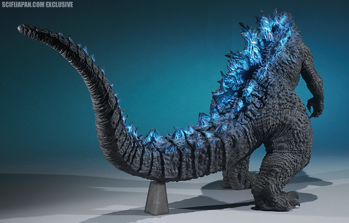 X-Plus Gigantic Godzilla 2019